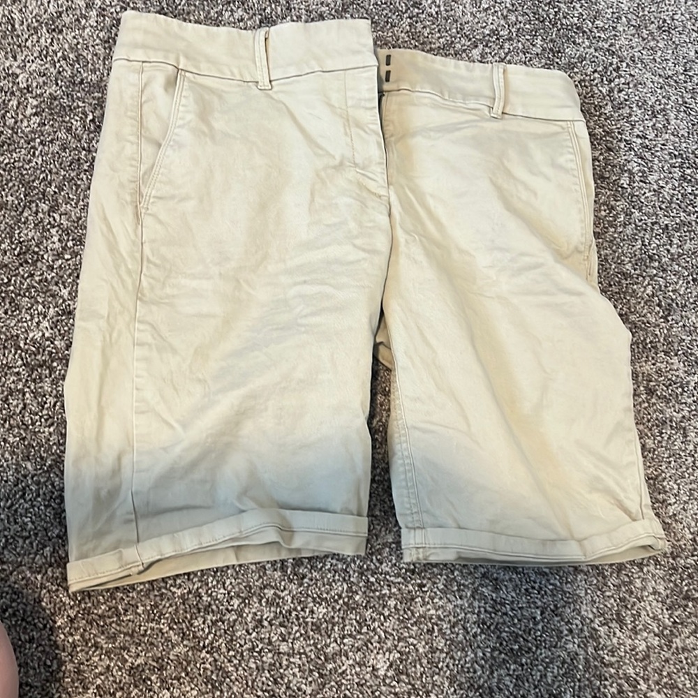 Bermuda roll short